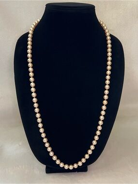 Vintage Japan signed Faux Pearl Necklace